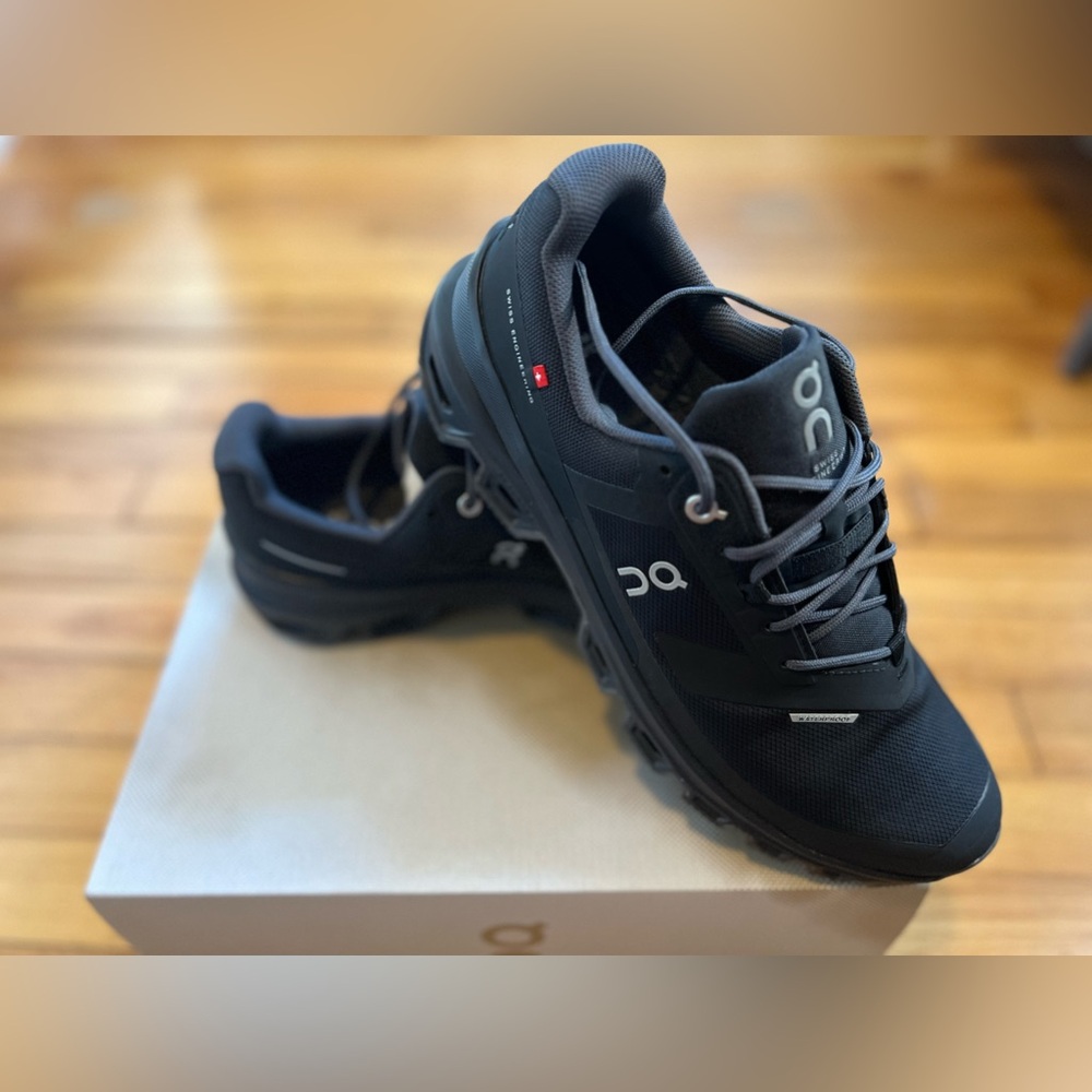 On Cloud Cloudventure Waterproof Men’s Size 8.5